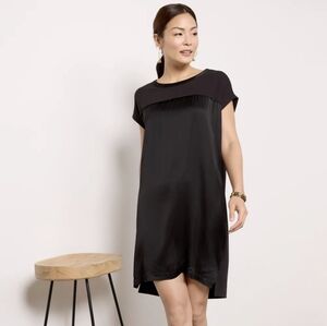 Evereve Amelia Shift Dress Black Satin Dress Short Sleeves Minimalist Size S